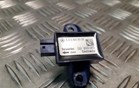 Mercedes-Benz E W212 Airbag deployment crash/impact sensor A2128205026 5WK43873