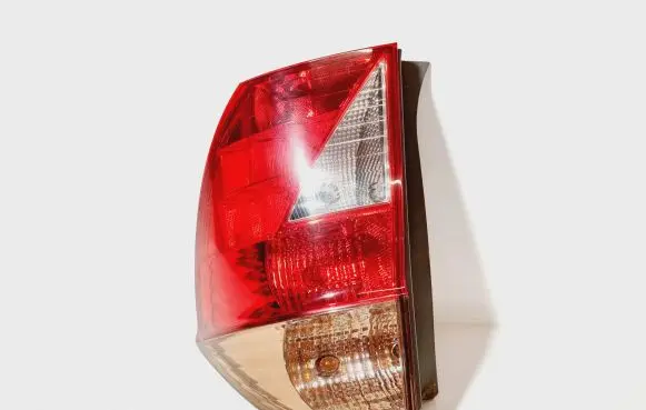 Honda FR-V Rear/tail lights E110927 4991