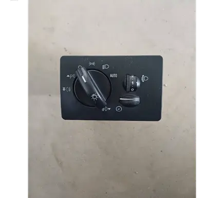Ford C-MAX II Light switch 3M5T13A024CB
