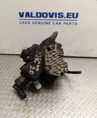 Opel Vivaro Fuel injection high pressure pump 0445010170 8200804288 9351425