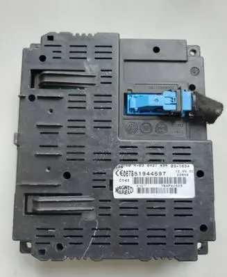 Fiat Ducato Bluetooth control unit module 51944597 067851944597