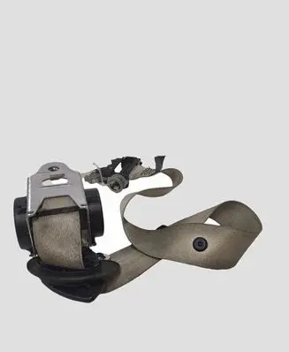 BMW 5 F10 F11 Front seatbelt 615383900E S2916451005 610126200B