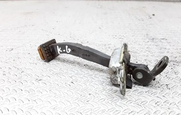 KIA Sorento Rear door check strap stopper
