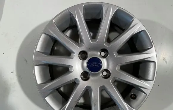 R16 alloy rim