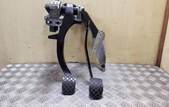 Seat Exeo (3R) Pedal assembly 8E2721316K