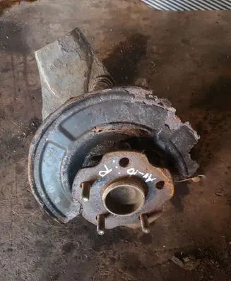 Toyota Avensis T270 Rear wheel hub