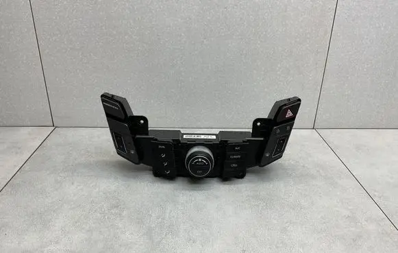 Hyundai i40 Climate control unit 972503ZAE1