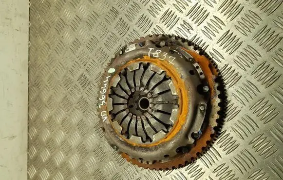 Renault Clio V Clutch set kit 302058046R