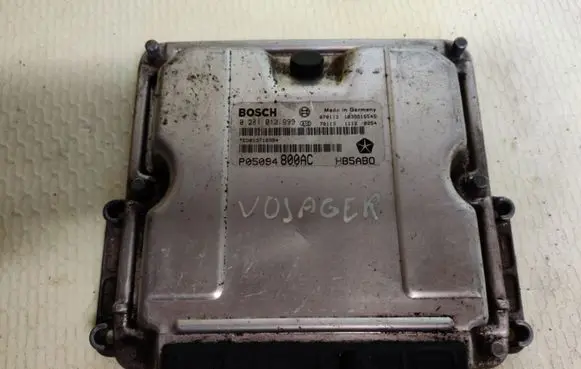 Chrysler Voyager Engine control unit/module 0281012999