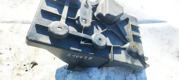 Battery box tray