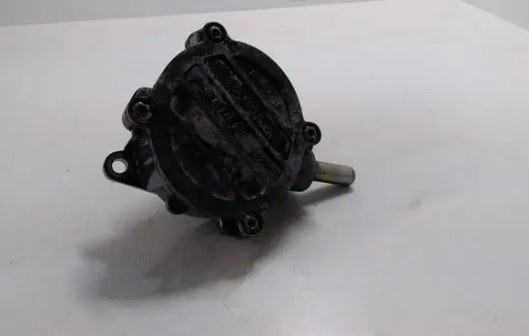 Mercedes-Benz Vito Viano W639 Vacuum pump A6462300165