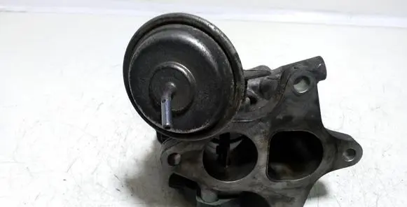 Honda Civic EGR valve