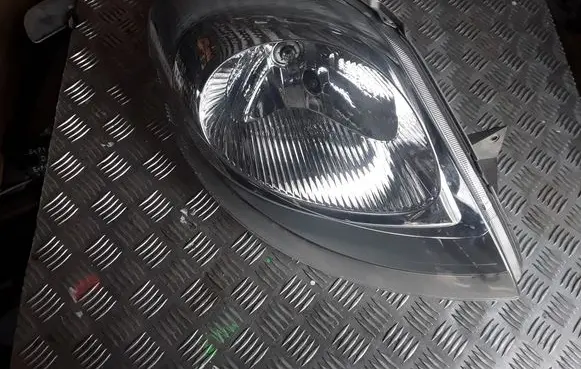 Renault Trafic II (X83) Headlight/headlamp 89308729
