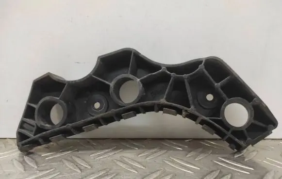Volkswagen PASSAT CC Front bumper mounting bracket 3C8807183A