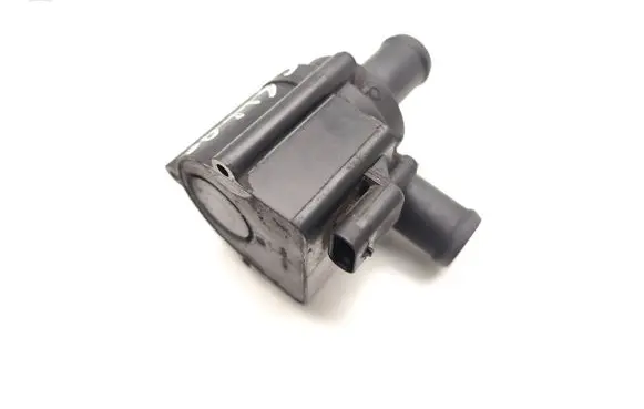 Seat Leon (5F) Webasto circulation pump for autonomous heater 