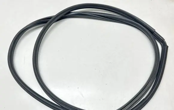 Toyota Yaris Cross Front door rubber seal