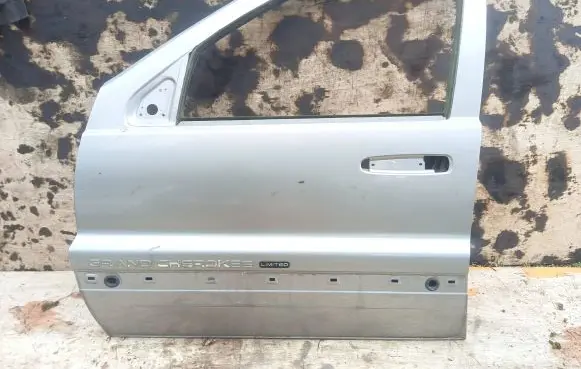 Jeep Grand Cherokee (WJ) Front door
