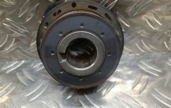 Peugeot 208 II Crankshaft gear 9817681980