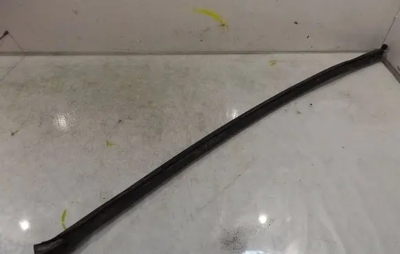 Nissan NV200 Sliding door rubber seal 