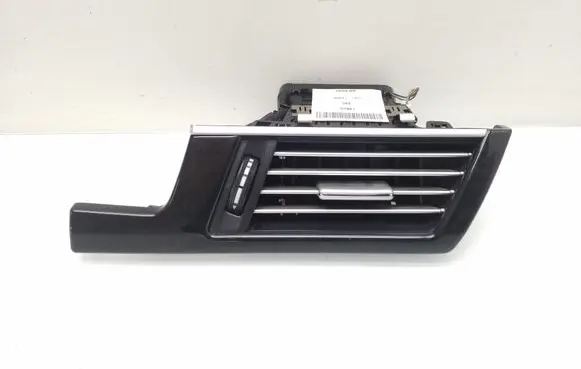 Mercedes-Benz E W212 Dashboard side air vent grill/cover trim A2128300254