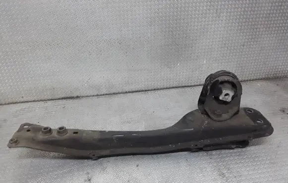 Toyota Corolla Verso AR10 Front subframe