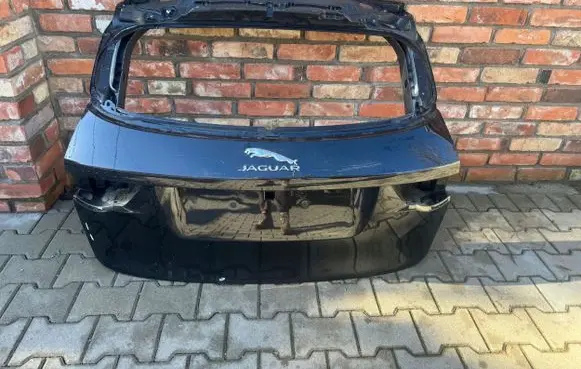 Jaguar F-Pace Tailgate/trunk/boot lid