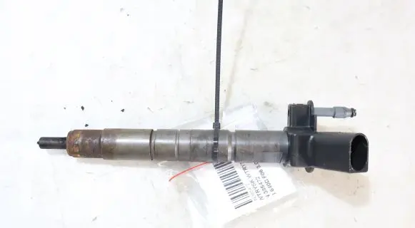 Fuel injector