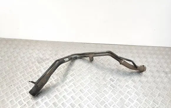 Opel Zafira C Fuel tank filler neck pipe 13369513