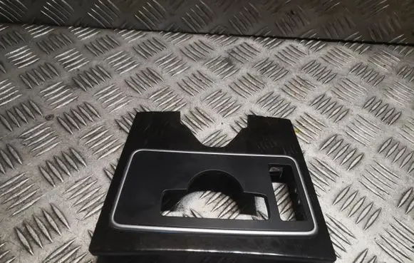 Other center console (tunnel) element