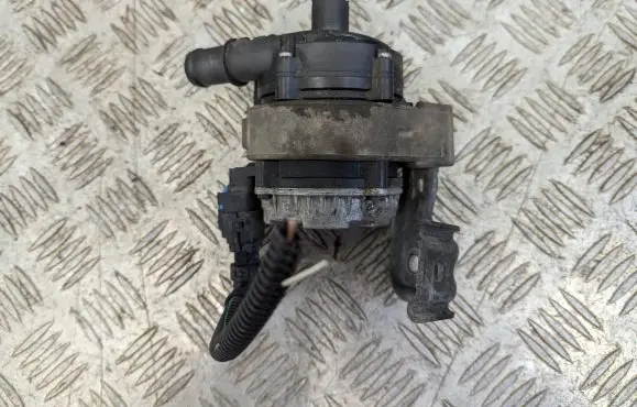 Renault Trafic III (X82) Electric auxiliary coolant/water pump 0392024097