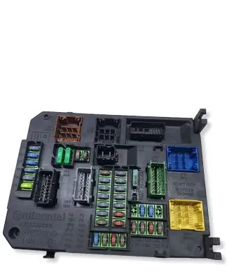 Peugeot 508 Fuse module 9664992380 S180121005H BSIQ0500