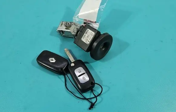 Renault Modus Ignition lock 8200214173G IMPRK1503178
