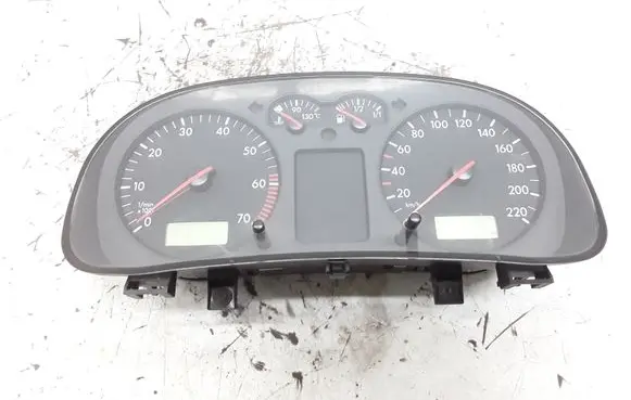 Volkswagen Golf IV Speedometer (instrument cluster) 1J0919861