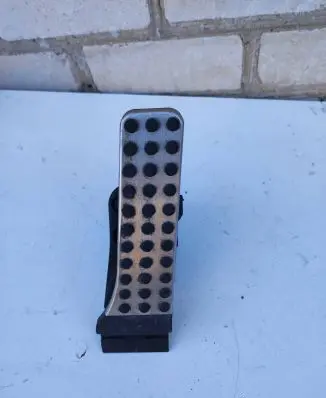 Mercedes-Benz C W205 Accelerator throttle pedal A2053000104 270516 0815
