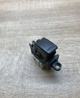 Nissan Almera Electric window control switch NISSANWINDOWSWITCH