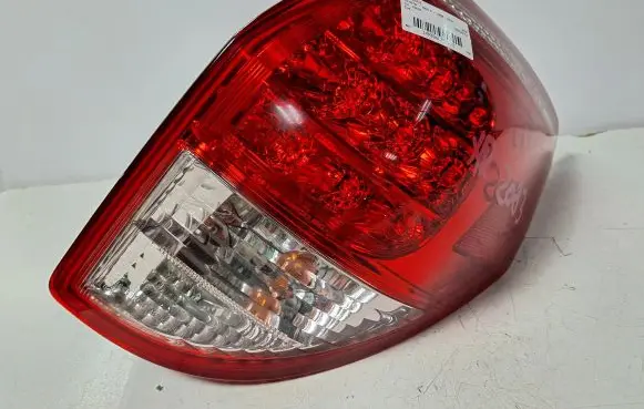 Toyota RAV 4 (XA30) Rear/tail lights