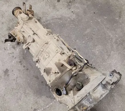 Subaru Legacy Manual 5 speed gearbox 5JTY757XRAAB FM9