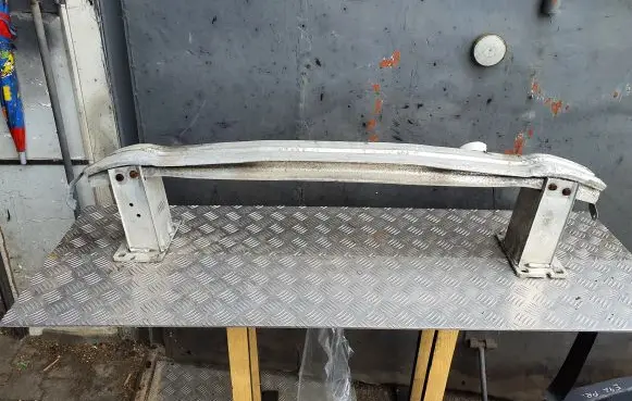 Audi A5 8T 8F Front bumper support beam 8K0807113B 8K0807134