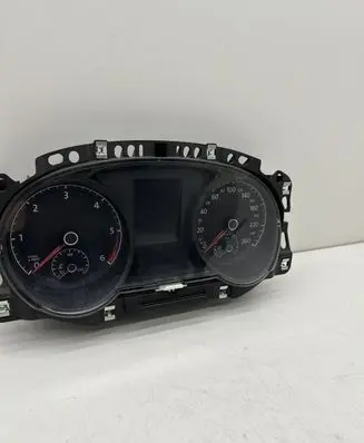 Volkswagen Golf VII Speedometer (instrument cluster) 5G1920741