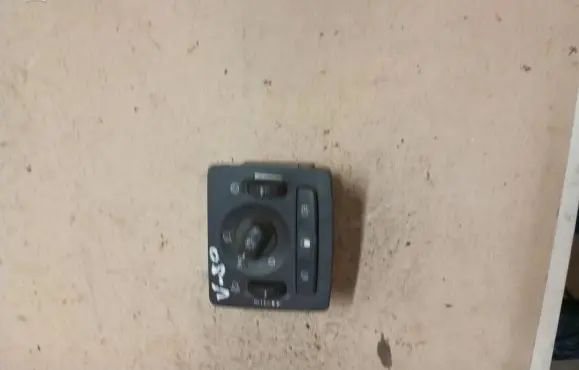 Volvo V50 Light switch 30669736 03W45T