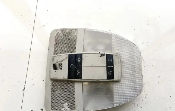 Mercedes-Benz A W169 Front seat light A1698209601 2jm008831-72