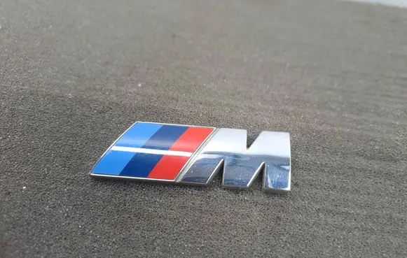 BMW X5 G05 Fender model badge letters 8094236 1770057