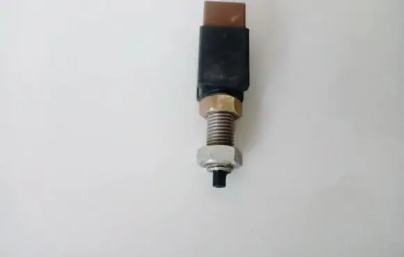 Subaru Forester SF Brake pedal sensor switch