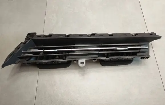 Audi Q4 Sportback e-tron Dash center air vent grill 89B820951