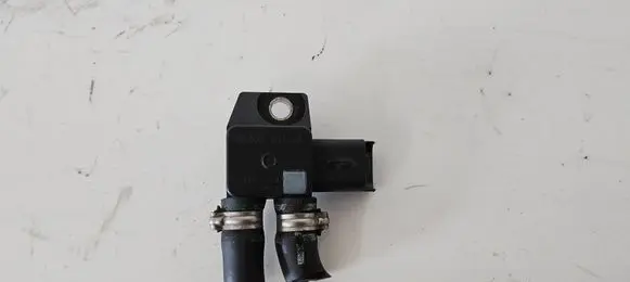 Peugeot 3008 I Exhaust gas pressure sensor 9662143180 3N12 ENS0117