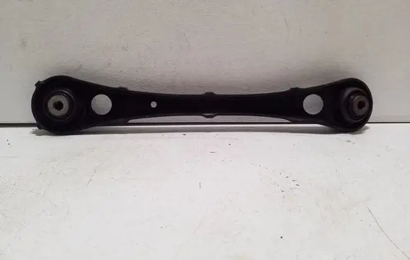 Rear control arm