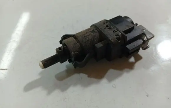 Mazda 3 I Brake pedal sensor switch 3M5T13480AB 3M5T-13480-AB