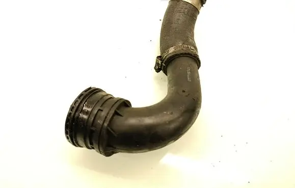 Land Rover Discovery Sport Intercooler hose/pipe GJ326C715AA
