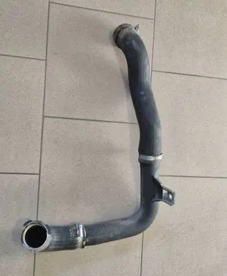 Intercooler hose/pipe