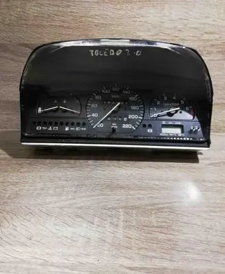 Seat Toledo I (1L) Speedometer (instrument cluster) 1L0919033H